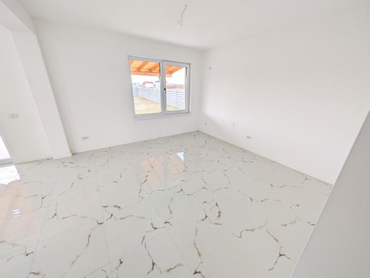 Casă individuală cu 5 camere cu Canalizare în Corbeanca