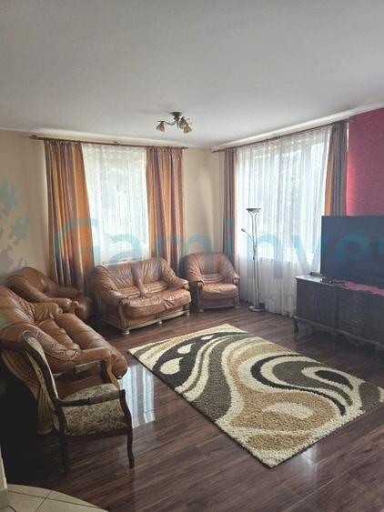 Casă individuală cu 6 camere cu Canalizare în Dealuri Oradea