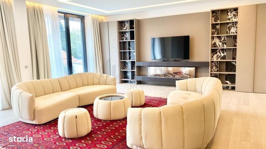 Apartament cu 4 camere decomandat în Kiseleff