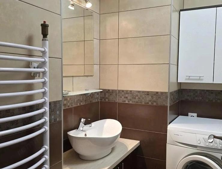 Garsonieră decomandată în Scriitorilor