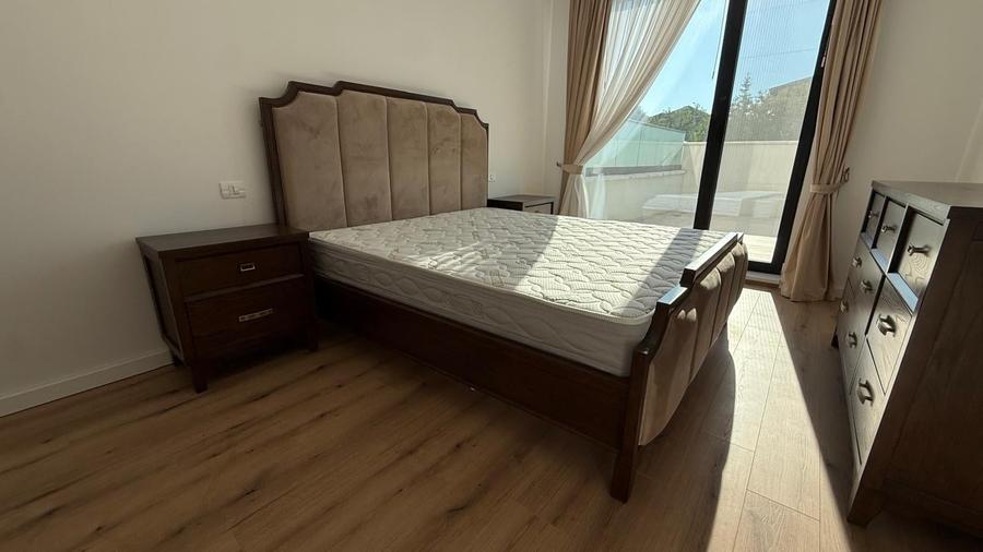 Apartament cu 4 camere în Pipera