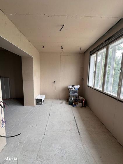 Casă cu 3 camere cu Teren 380 Mp în Central