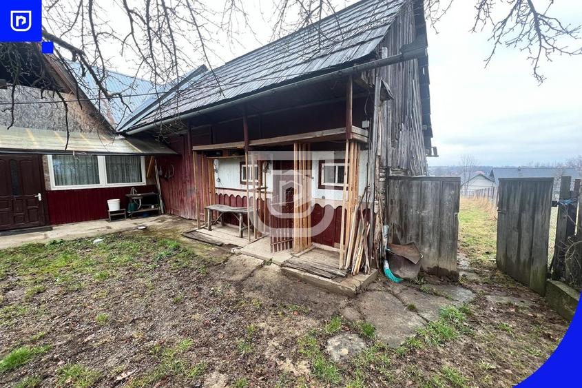 Casă individuală cu 4 camere cu Teren 8570 Mp în Poieni-Solca