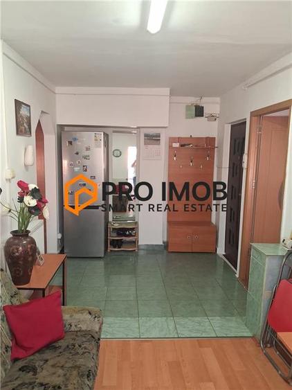 Apartament cu 2 camere decomandat, mobilat în 1 Decembrie