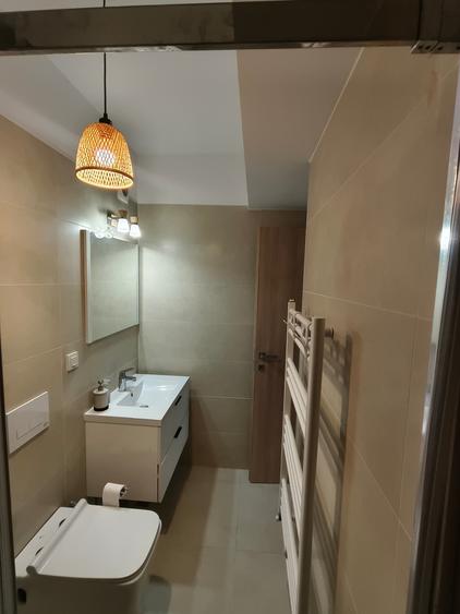 Apartament cu 3 camere decomandat, mobilat în Pipera