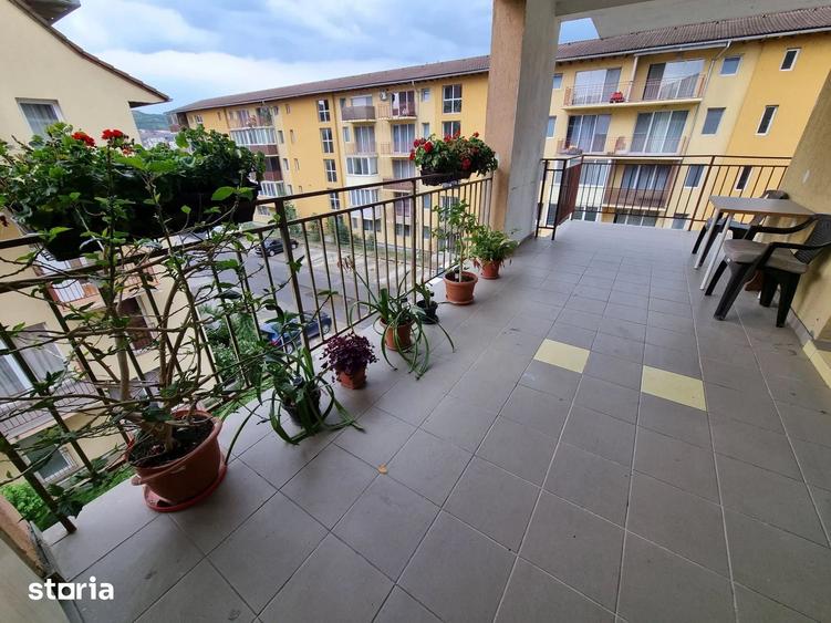 Apartament cu 2 camere decomandat în Florești