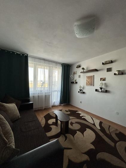 Apartament cu 2 camere semidecomandat în Astra