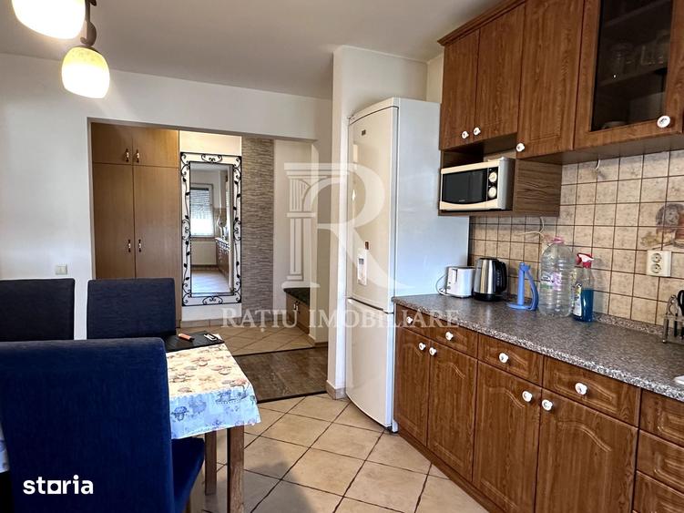 Apartament cu 3 camere în Iosia