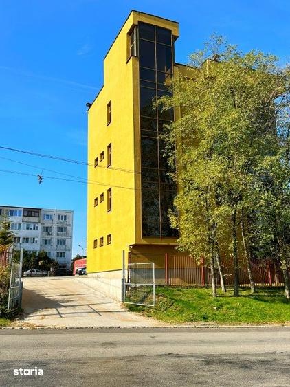 Spațiu comercial, de 451 mp, în Central