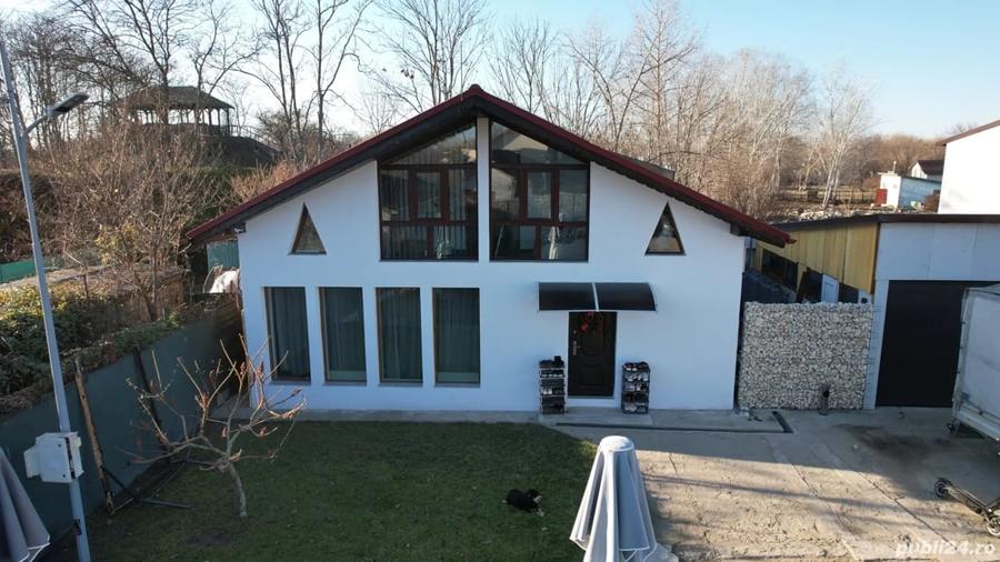 Casă cu 7 camere în Central