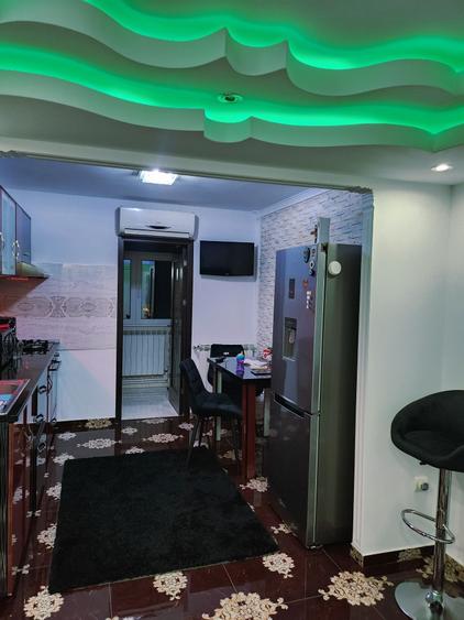 Casă cu 2 camere decomandat în Nord