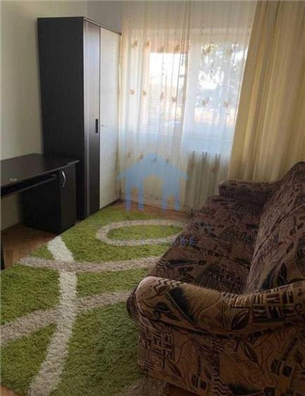 Apartament cu 3 camere decomandat în Zorilor — fotografia 3