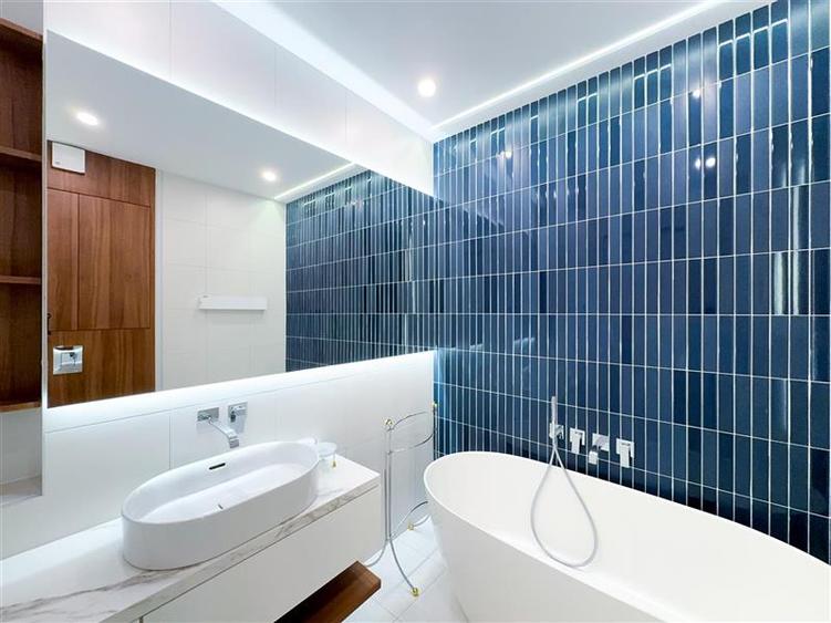 Apartament cu 3 camere decomandat, mobilat în Grădina Icoanei