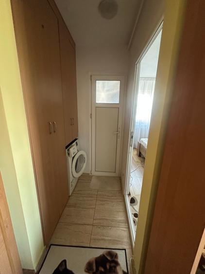 Apartament cu 2 camere semidecomandat în Rahova