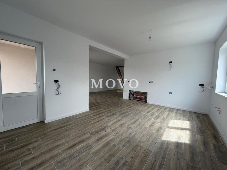 Duplex cu 3 camere cu Canalizare în Beregsău Mare