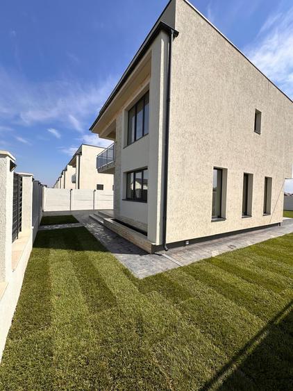 CASĂ INDIVIDUALĂ NOUĂ | 4 Camere | Teren 440 mp | Finisaje Premium - 6