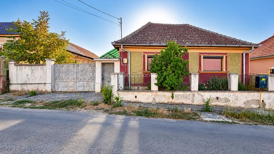 Casa cu 4 camere si teren de 877 mp in Cordau langa Baile Felix