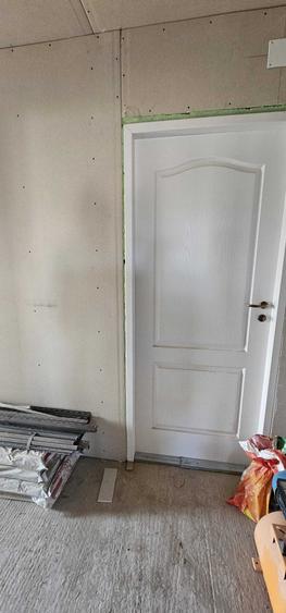 Casă cu 3 camere în Lăstuni