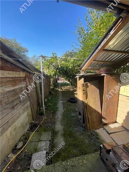Apartament cu 2 camere semidecomandat, mobilat în Cisnădie