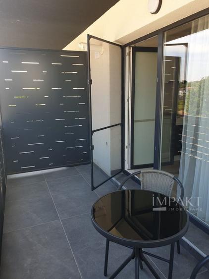 Apartament cu 2 camere semidecomandat, mobilat în Baciu