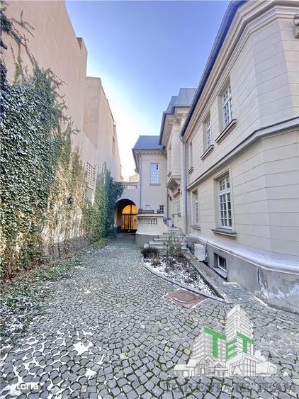Vanzare vila interbelica reconsolidata si renovata in zona Armeneasca - 7