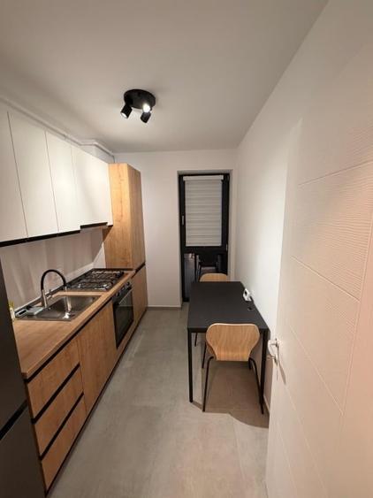 Apartament cu 2 camere decomandat, mobilat în Theodor Pallady