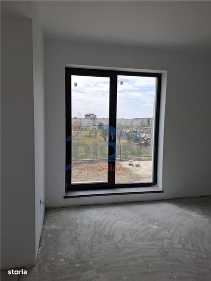 Casă cu 3 camere în Domnești