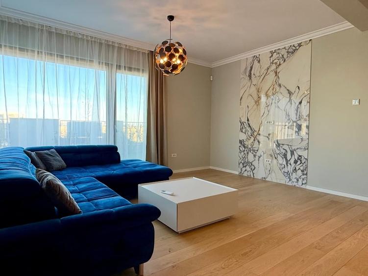 Duplex cu 5 camere cu Canalizare în Dumbrăvița