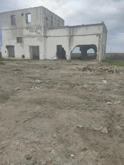 Spațiu comercial, în Corabia