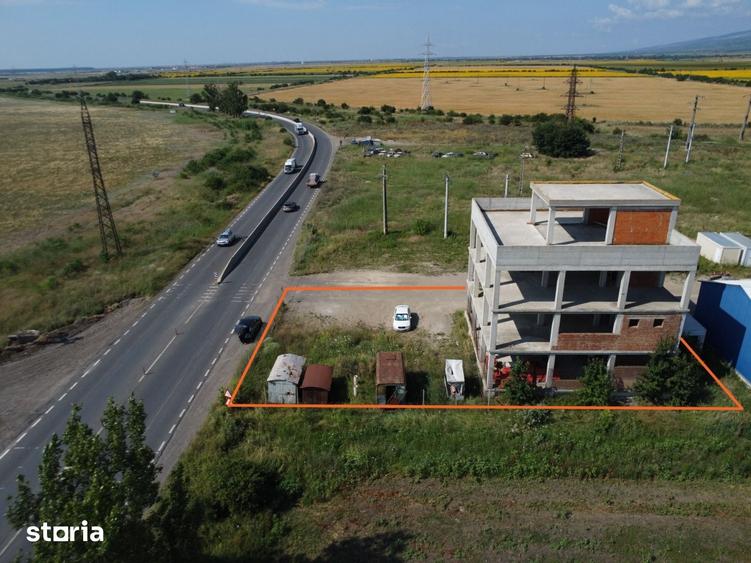 Spațiu comercial, de 730 mp, în Central