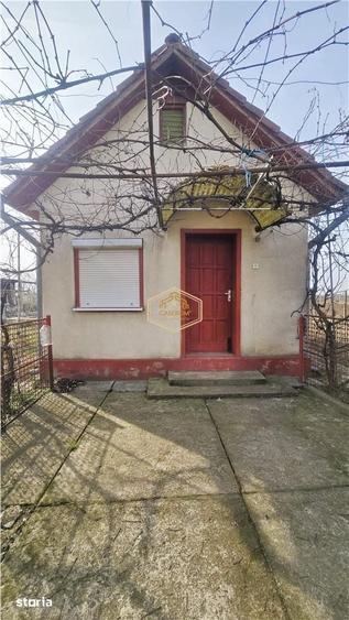 Casă cu 1 camere cu Teren 1160 Mp în Micro 17