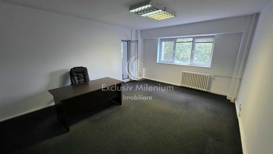 Birou, de 80 mp, în Unirii