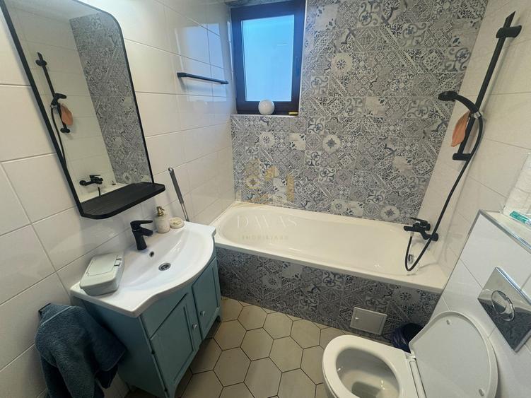 Casă individuală cu 4 camere cu Canalizare în Exterior Est