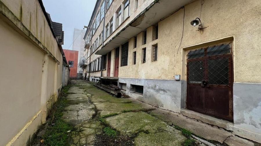 Spațiu comercial, de 1,806 mp, în Central