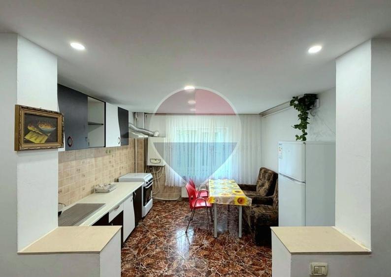 Apartament cu 3 camere decomandat în Nord