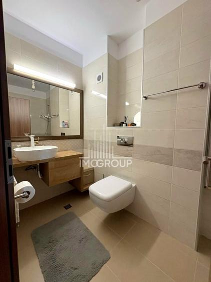 Apartament cu 3 camere decomandat, mobilat în Bună Ziua