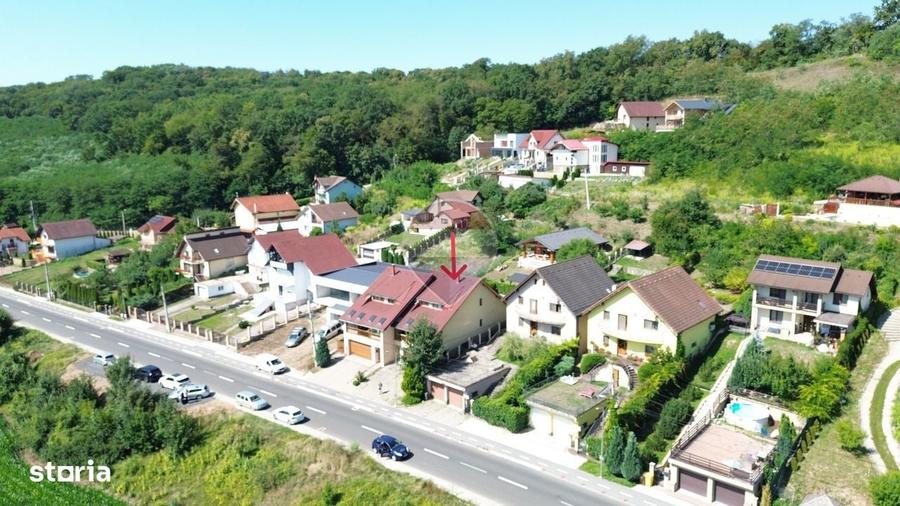 Casă cu 4 camere în Sud