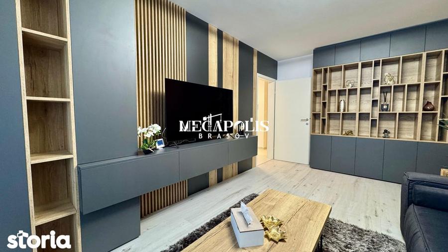 Apartament cu 2 camere decomandat în Tractorul