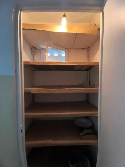 Apartament cu 2 camere semidecomandat, mobilat în 1 Mai