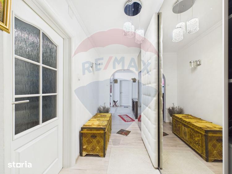 Apartament cu 6 camere, mobilat în Rahova