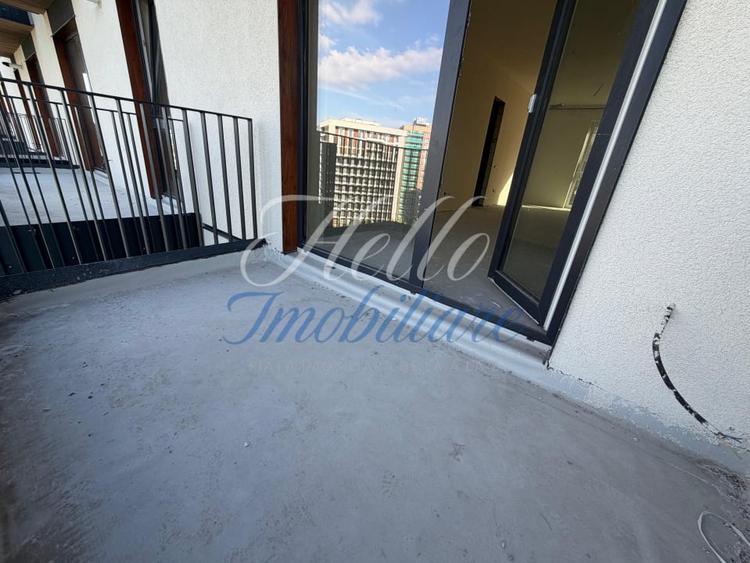 Apartament cu 3 camere semidecomandat în Zorilor