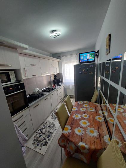 Apartament cu 2 camere decomandat în Sud