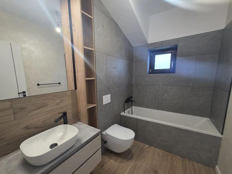 Casă individuală cu 3 camere cu Canalizare în Tărlungeni