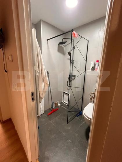 Apartament cu 2 camere semidecomandat, mobilat în Burdujeni