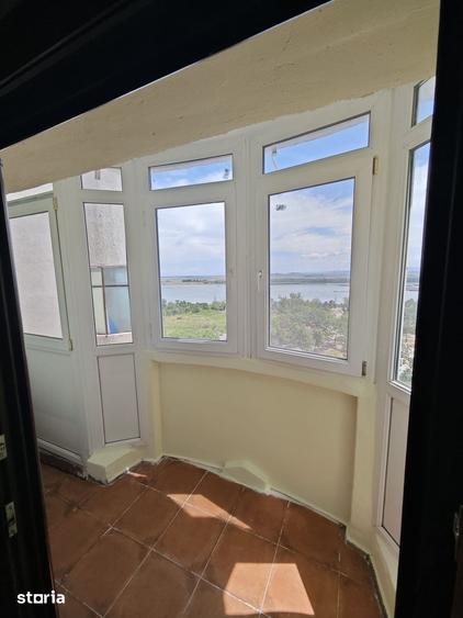 Apartament cu 3 camere decomandat în Micro 21