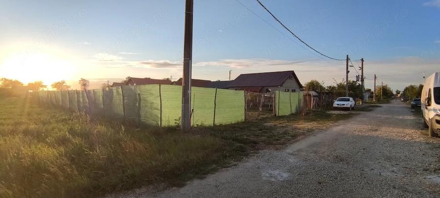 Teren de 560 mp, în Gepiu