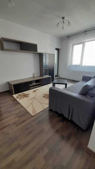 Apartament cu 3 camere decomandat în Rahova