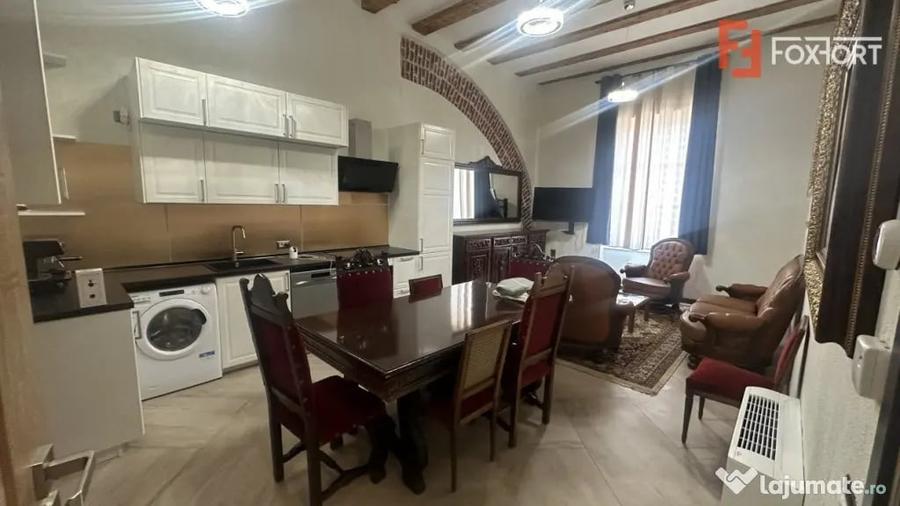 Apartament cu 2 camere decomandat, mobilat în Central