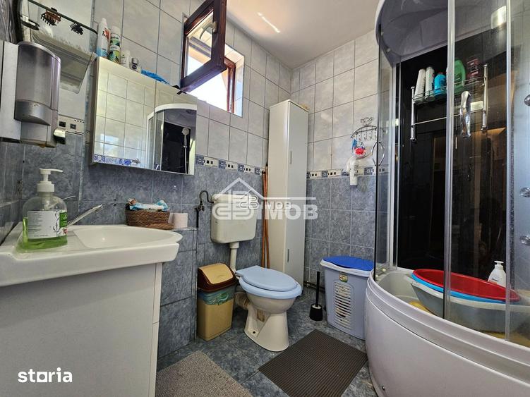 Casă cu 4 camere cu Teren 130 Mp în Gura Ocniței