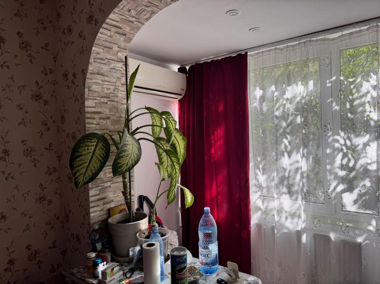 Garsonieră semidecomandată în Titan